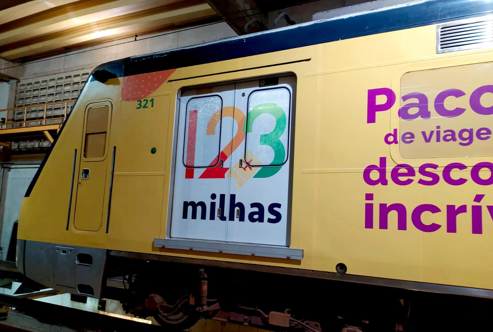 Mídia de aeroporto — metrô da 123milhas (imagem 10 de 20).